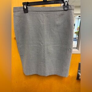 LOFT Women's Gray Pencil Skirt
